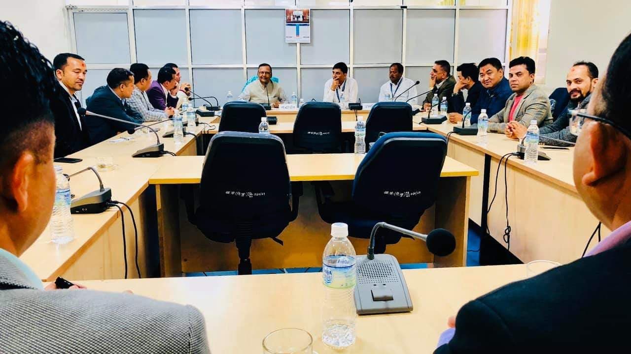 Attending Meeting in Labor Ministry office 